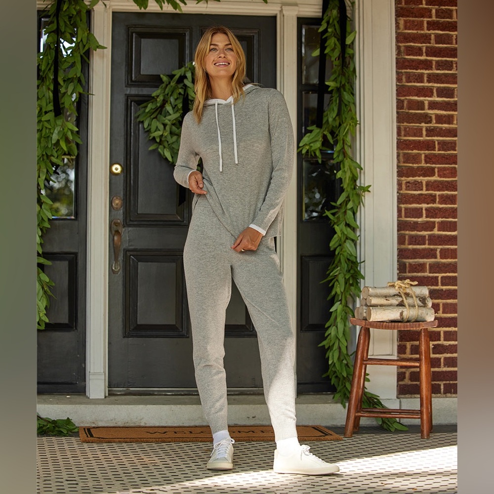 NWT. Summersalt. The Coziest Cashmere Blend Hoodie & Jogger. Gray & White. XL.